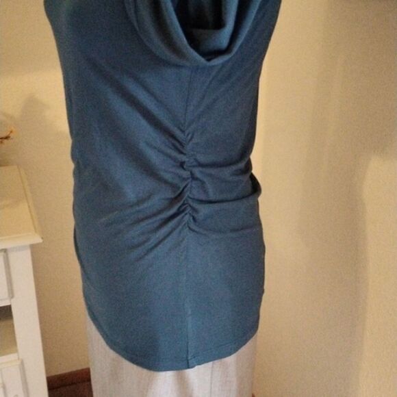 Per Se Turtleneck Top - Picture 4 of 8